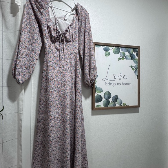 Astr Multicolor Floral Long Sleeve Dress - Picture 4 of 7